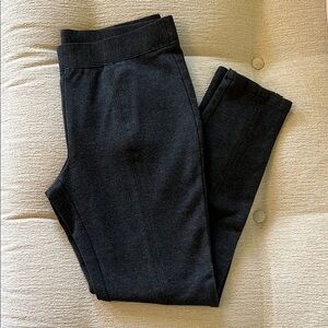 Halston Black/Dark Grey Leggings Form-Fitting Stretchy Bottoms  EUC